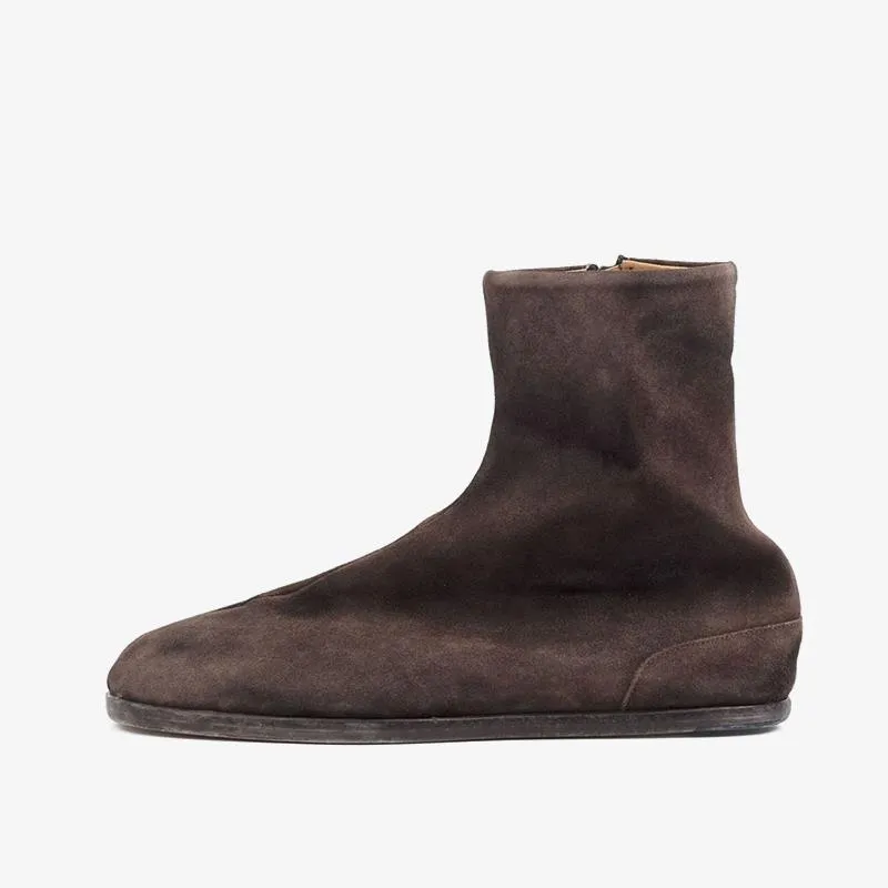 Brown Split-Toe Suede Flat Boots