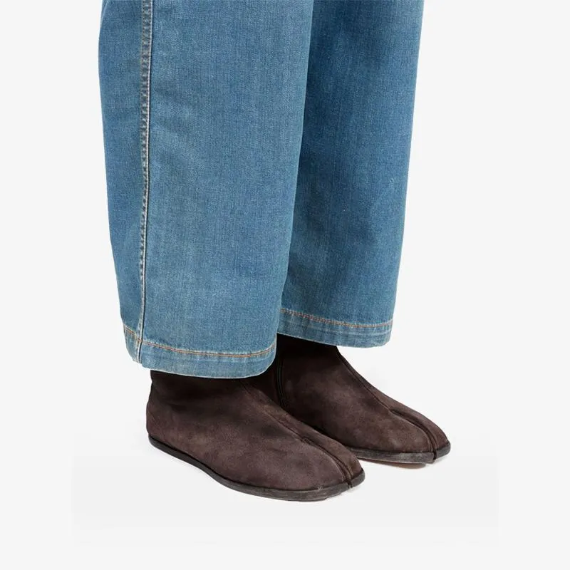 Brown Split-Toe Suede Flat Boots