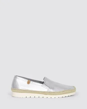 NURIA FLATS PLATA SILVER LEATHER